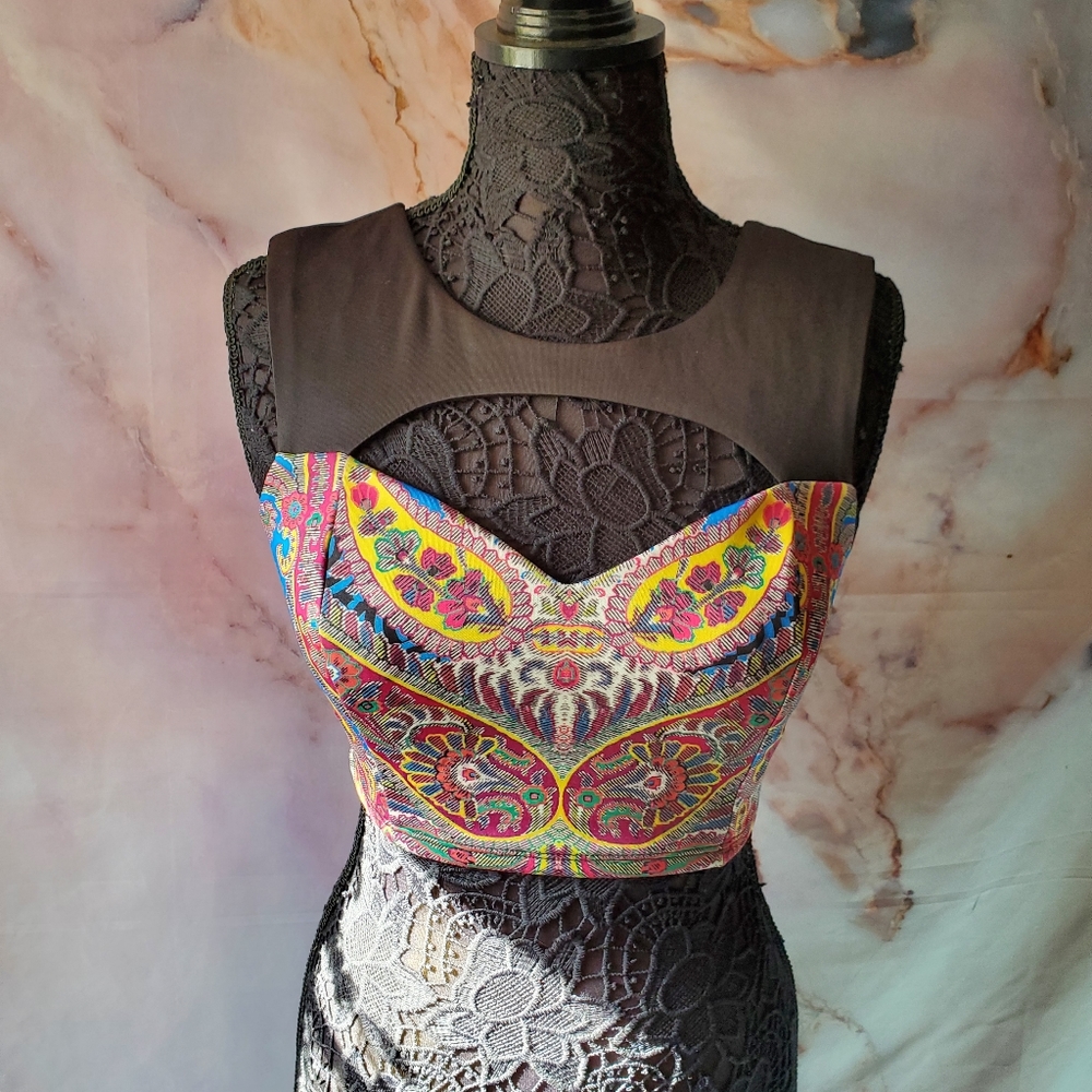 NWT Bebe Colorful Paisley‎ Crop Top
